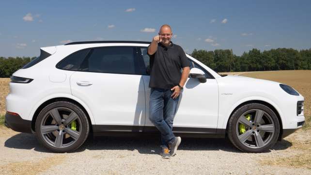 2024 Porsche Cayenne S E-Hybrid