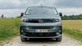 2025 Opel Zafira Electric, Kapari Grün (Metallic)
