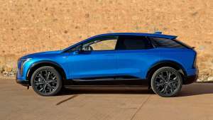 2025 Cadillac Optiq Sport GJV – Coastal Metallic Blue