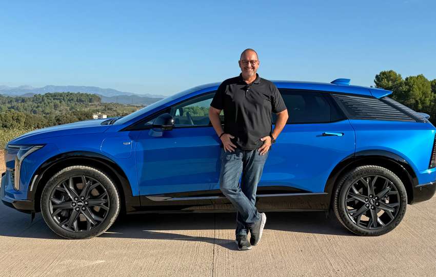 2025 Cadillac Optiq Sport GJV – Coastal Metallic Blue